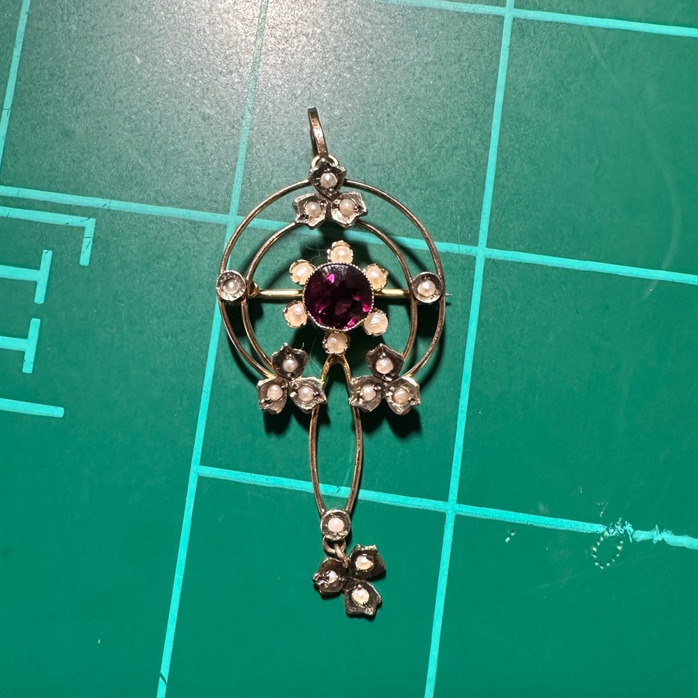 Antique brooch pendant
